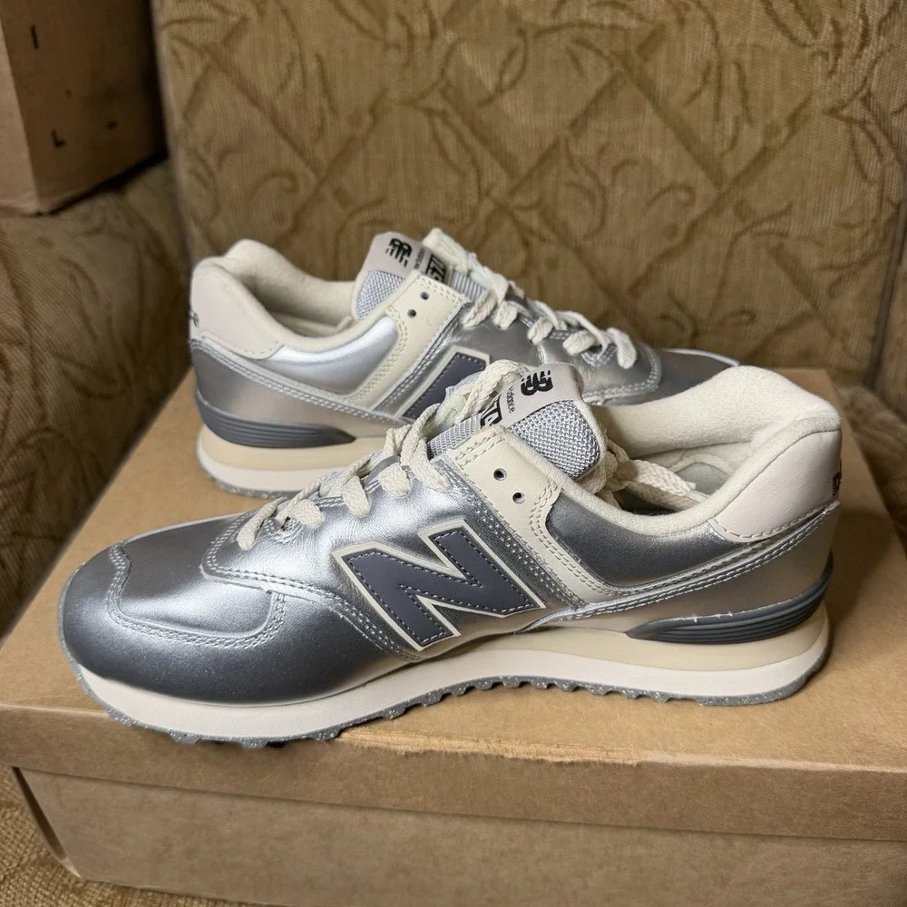New Balance these shoes